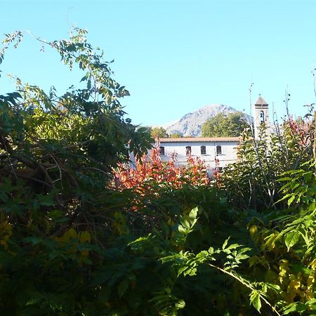 Casa Meridiana Calacuccia Esterno foto